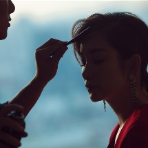少妇被强行糟蹋在线观看